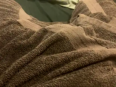 Snapshot of Dan8736 chatting on 09/30/25, 06:46 Dan8736 online show from 09/30/25, 06:46