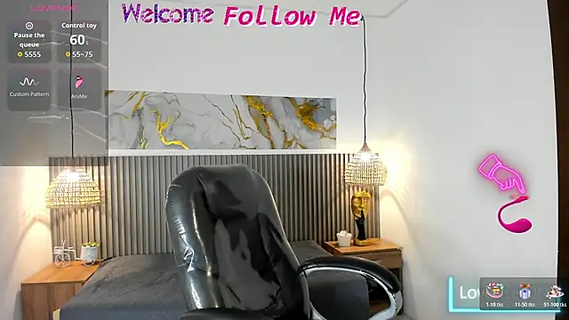 Dyla n18 online show from 06/13/26, 08:07