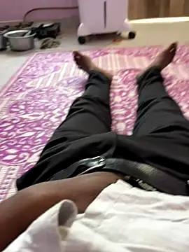 Snapshot of deshi_boybig chatting on 11/18/25, 08:30 deshi boybig online show from 11/18/25, 08:30