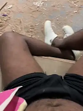 Snapshot of deshi_boybig chatting on 11/26/25, 03:57 deshi boybig online show from 11/26/25, 03:57