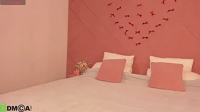 Jennifer Wadee online show from 06/15/26, 10:12