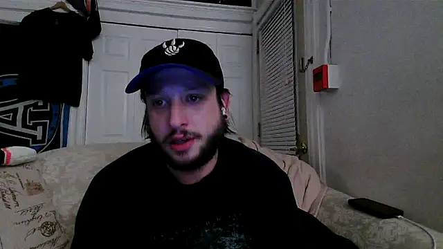 Snapshot of Marksoyer chatting on 12/18/25, 06:41 Marksoyer online show from 12/18/25, 06:41