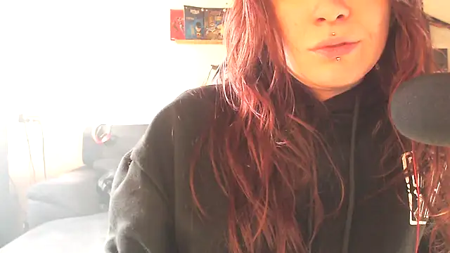 complicata mente online show from 03/04/25, 03:04