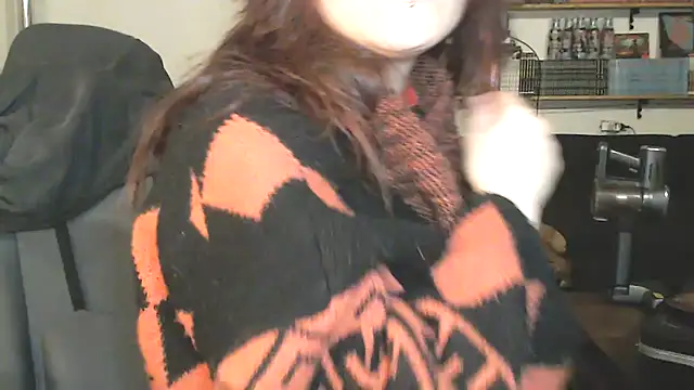 complicata mente online show from 03/05/25, 06:45