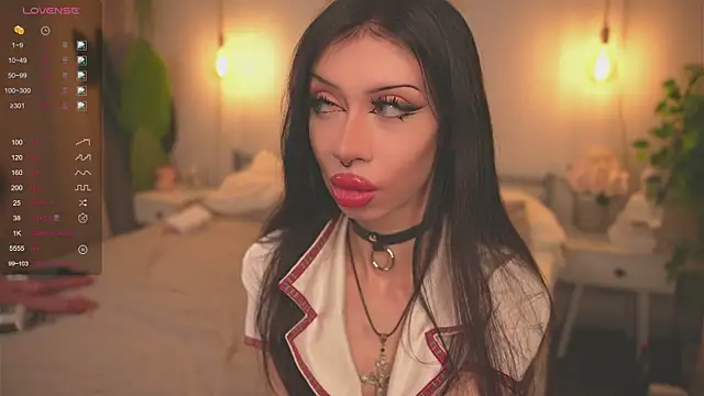 Devilsss toy online show from 10/18/25, 04:08