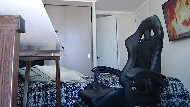 jonhklleyn online show from 09/30/25, 07:19