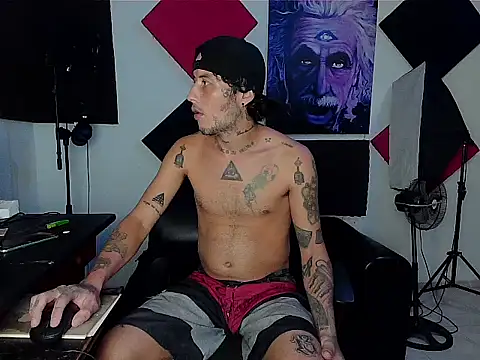 Snapshot of patrik_tattoo_ chatting on 09/24/25, 03:21 patrik tattoo online show from 09/24/25, 03:21