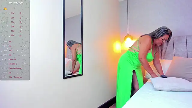 tutu milf online show from 01/07/25, 07:06