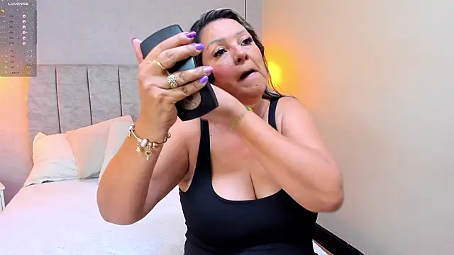 tutu milf online show from 01/27/25, 07:03