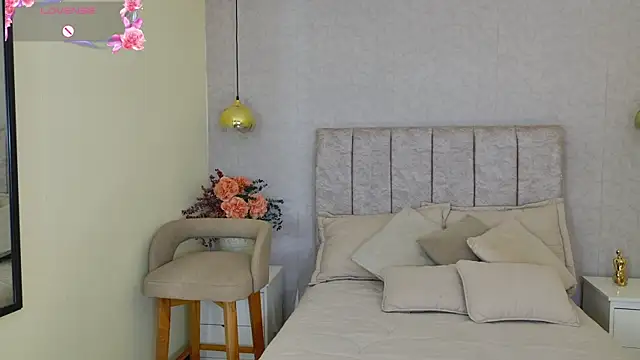 tutu milf online show from 04/29/26, 07:09