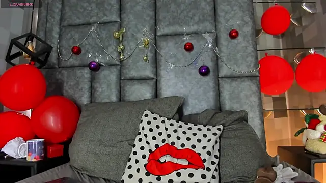 Corina Taylor  online show from 12/24/24, 05:44