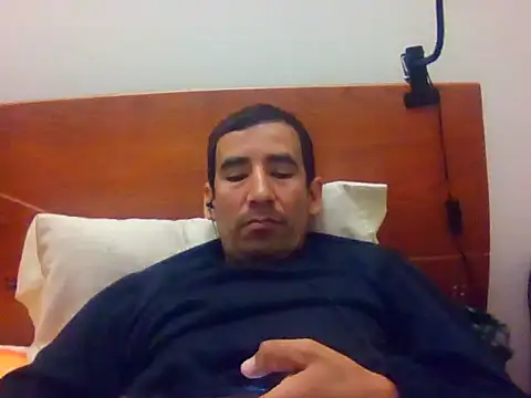 Wladimir81 online show from 11/05/25, 01:44