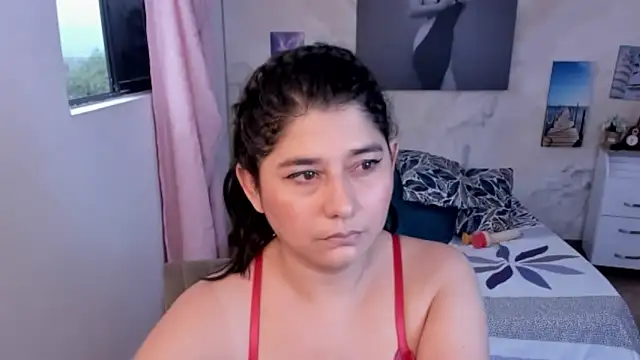 alinabozz1 online show from 04/30/26, 10:25