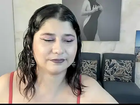 alinabozz1 online show from 06/02/26, 05:53