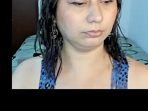 alinabozz1 online show from 07/07/26, 04:15