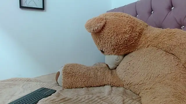 Snapshot of hares_mds chatting on 03/21/25, 12:28 hares mds online show from 03/21/25, 12:28