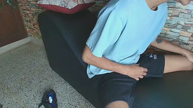 Snapshot of hares_mds chatting on 11/26/25, 02:18 hares mds online show from 11/26/25, 02:18