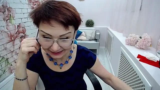Snapshot of Cutie_Asya chatting on 02/20/25, 10:37 Cutie Asya online show from 02/20/25, 10:37