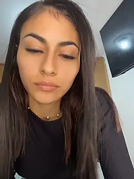 emilie xx  online show from 05/22/26, 08:14