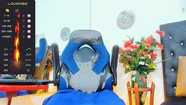 Snapshot of _Sophia_16 chatting on 01/09/25, 01:18 Sophia 16 online show from 01/09/25, 01:18