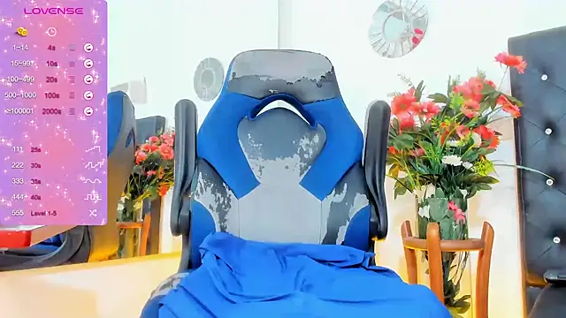 Snapshot of _Sophia_16 chatting on 01/10/25, 10:04 Sophia 16 online show from 01/10/25, 10:04