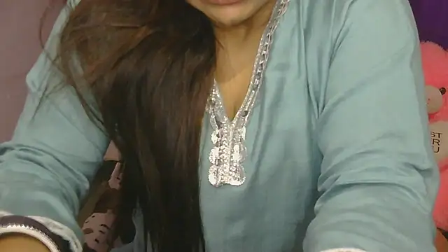 cutie-taara online show from 02/26/26, 03:16