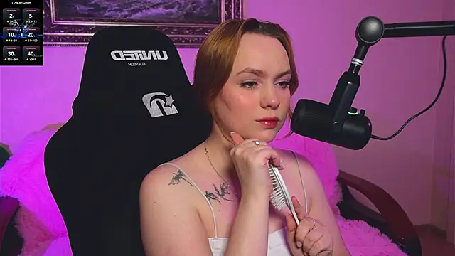 Kari Lunna online show from 12/08/24, 03:32