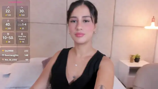 Snapshot of Amiirra_ chatting on 01/03/25, 11:55 Amiirra online show from 01/03/25, 11:55