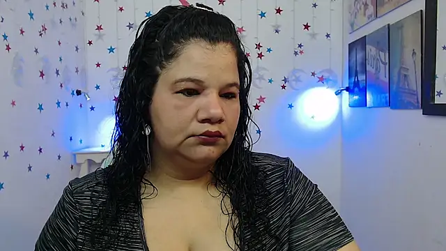 Snapshot of may_prg chatting on 12/04/24, 01:09 may prg online show from 12/04/24, 01:09