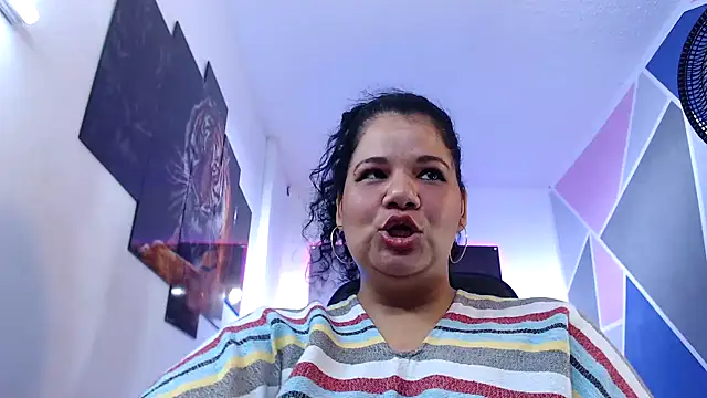 Snapshot of may_prg chatting on 01/17/25, 01:57 may prg online show from 01/17/25, 01:57