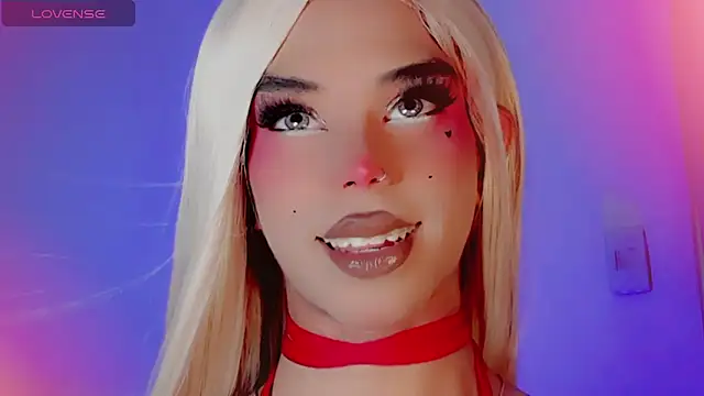 DanniLee  online show from 11/29/25, 11:08