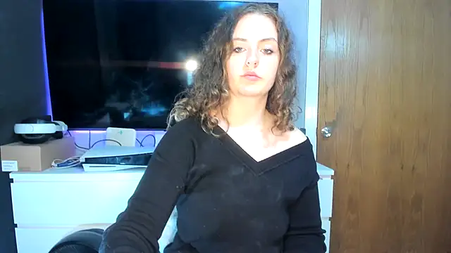 ENGLISHEMILY 69 online show from 12/12/24, 12:55