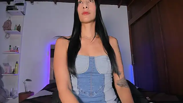 Carol M8 online show from 10/06/25, 03:04