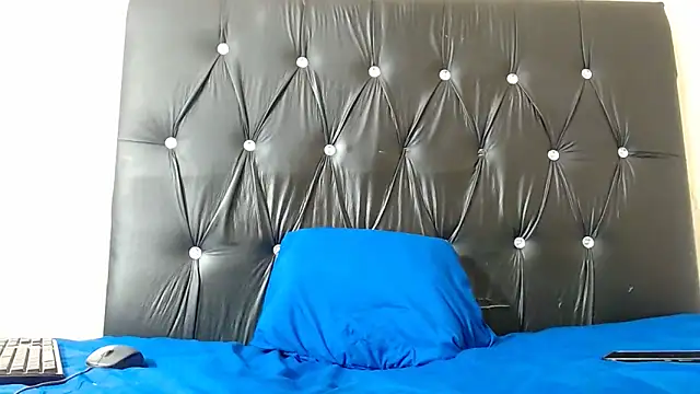 SexinessBae online show from 02/02/25, 11:30