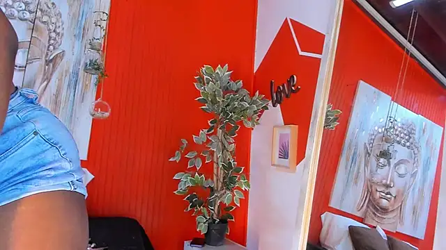 grace miller03 online show from 10/01/25, 07:31