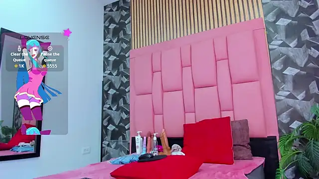 Snapshot of Brithanyslim chatting on 12/16/25, 08:14 Brithanyslim online show from 12/16/25, 08:14