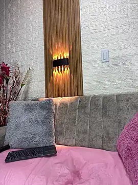 Annyy Ricee28 online show from 12/11/24, 01:28