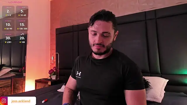 Snapshot of JossAckland chatting on 11/14/25, 08:07 JossAckland online show from 11/14/25, 08:07