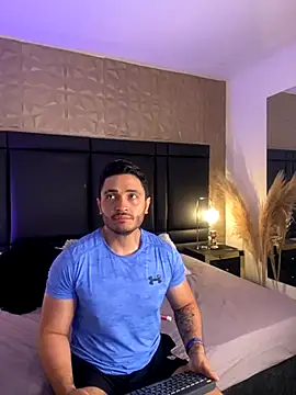 Snapshot of JossAckland chatting on 11/22/25, 07:35 JossAckland online show from 11/22/25, 07:35