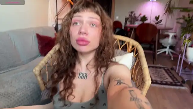 PaulaPratt online show from 06/05/26, 01:50