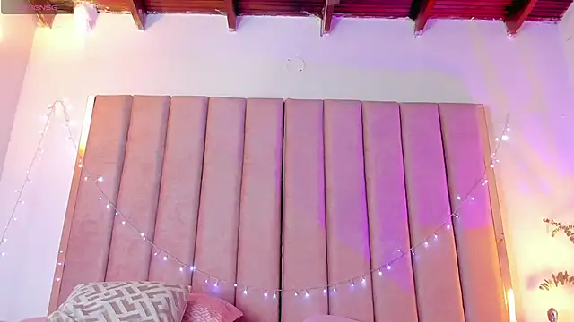 VICTORIA RASH online show from 01/22/25, 10:05