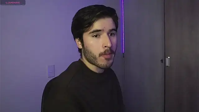 Tony Wylie online show from 12/11/24, 03:02