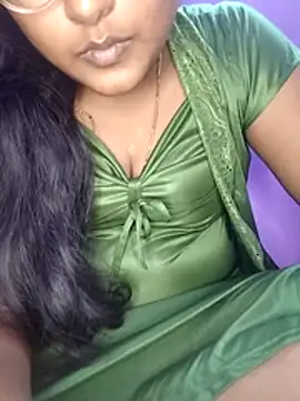 Snapshot of jasmine_janu chatting on 05/04/26, 04:25 jasmine janu online show from 05/04/26, 04:25