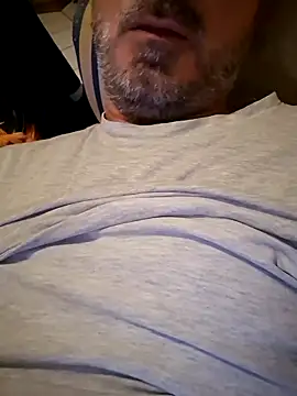 Snapshot of 1talianBeutifulCock chatting on 10/16/25, 04:41 1talianBeutifulCock online show from 10/16/25, 04:41
