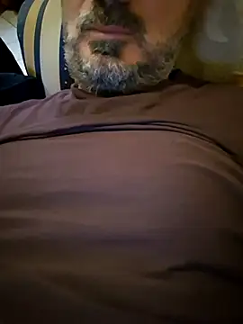 Snapshot of 1talianBeutifulCock chatting on 12/15/25, 01:37 1talianBeutifulCock online show from 12/15/25, 01:37