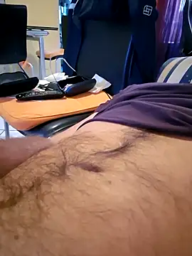 Snapshot of 1talianBeutifulCock chatting on 02/18/26, 10:55 1talianBeutifulCock online show from 02/18/26, 10:55