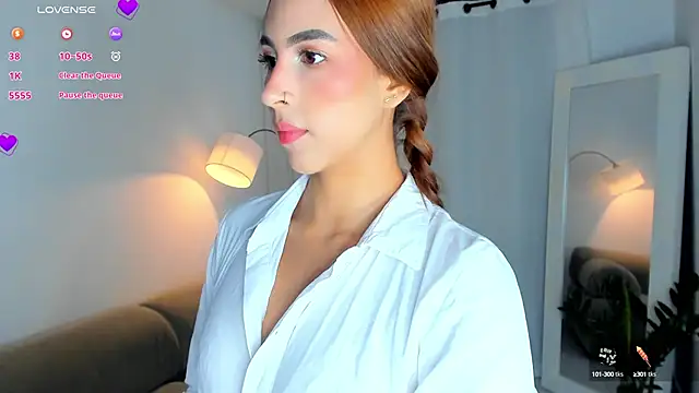 Snapshot of paauly chatting on 03/21/25, 10:50 paauly online show from 03/21/25, 10:50