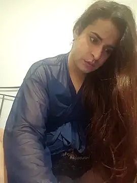 Snapshot of perla97 chatting on 12/23/24, 02:45 perla97 online show from 12/23/24, 02:45