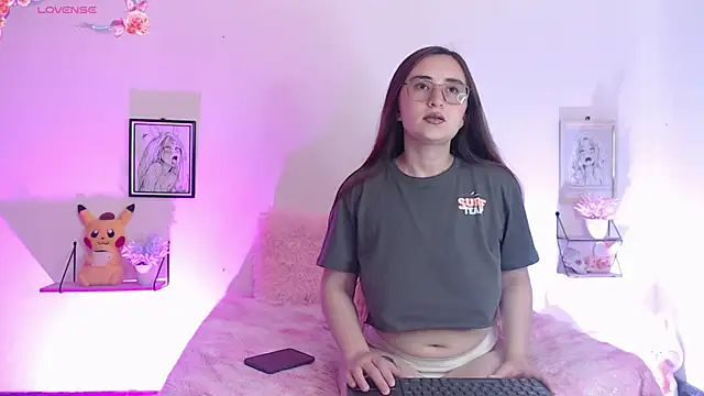 centaurigirl online show from 12/08/24, 10:25
