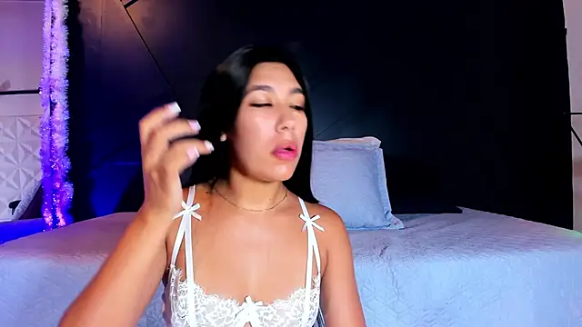 Emilyh  online show from 01/14/25, 10:59